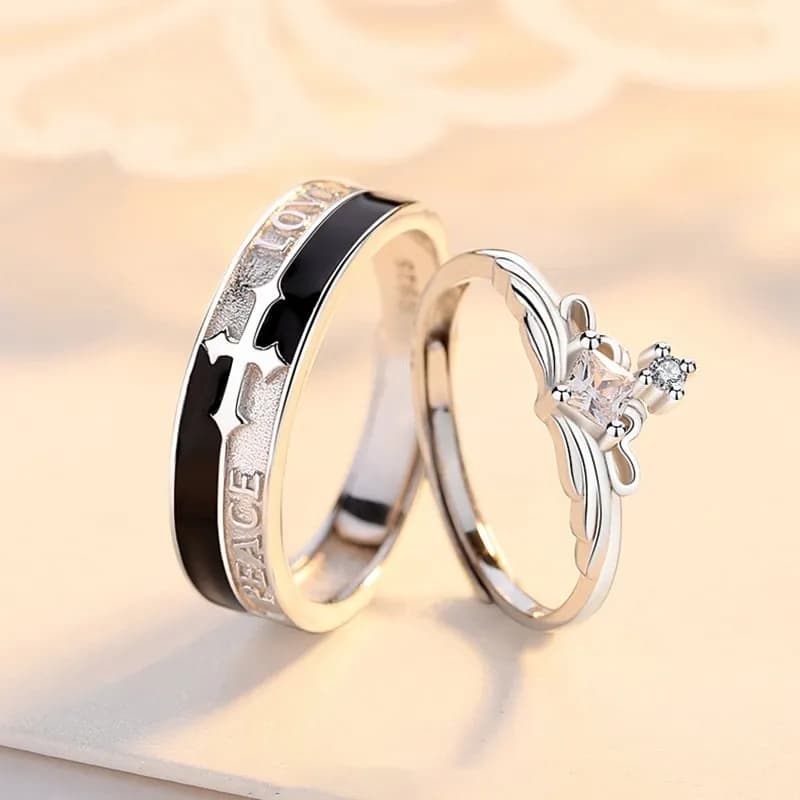 AMOR REAL: ANILLOS DE PRINCESA Y CABALLERO CON AJUSTE DE APERTURA Y ELEGANCIA