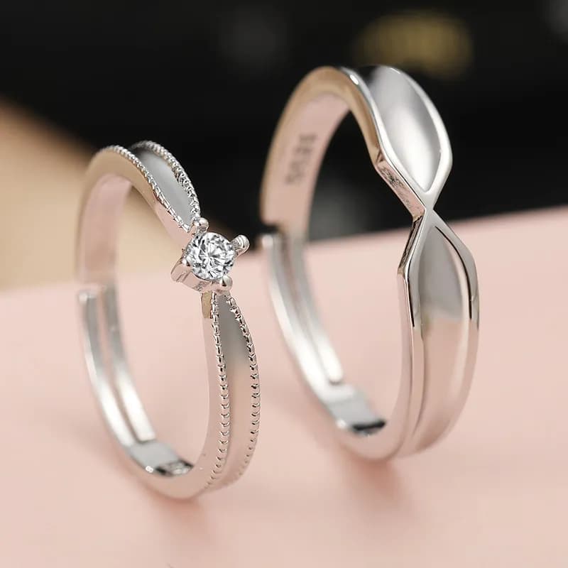 Románticos y majestuosos Anillos de pareja en color blanco, el detalle perfecto para un amor eterno 3