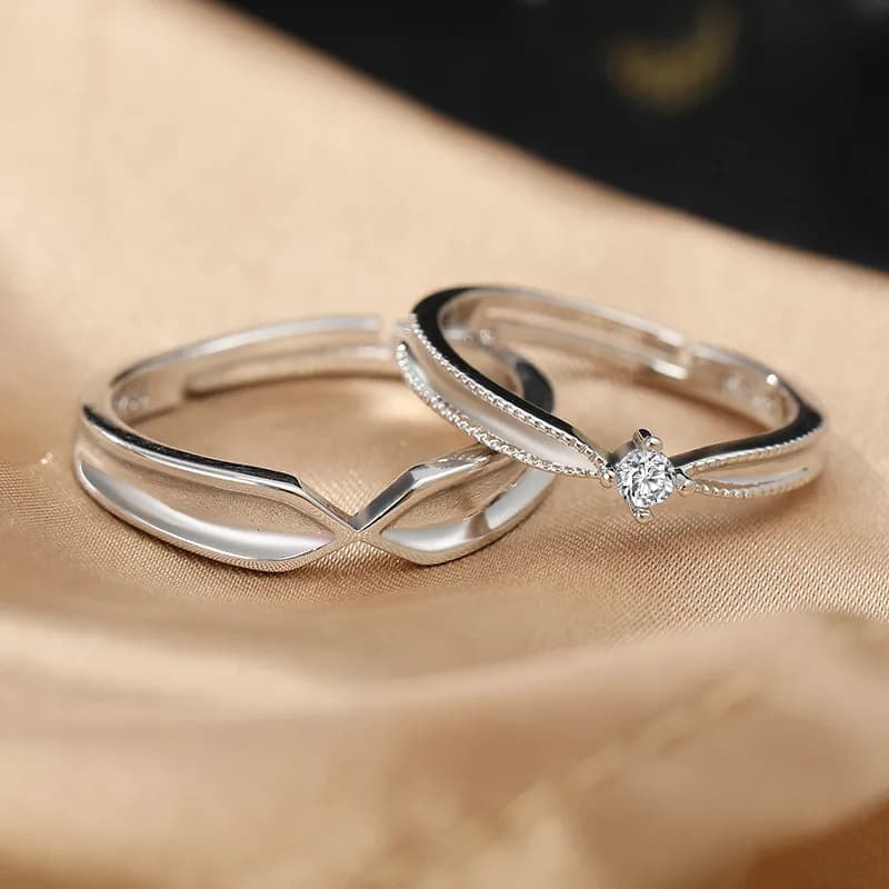 Románticos y majestuosos Anillos de pareja en color blanco, el detalle perfecto para un amor eterno 4