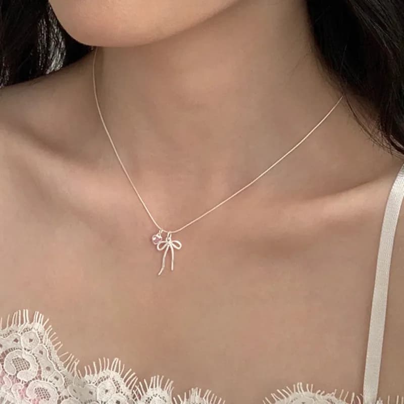 Collar de Estilo Coquete y Dulce en Plata 925 – Elegancia Sutil