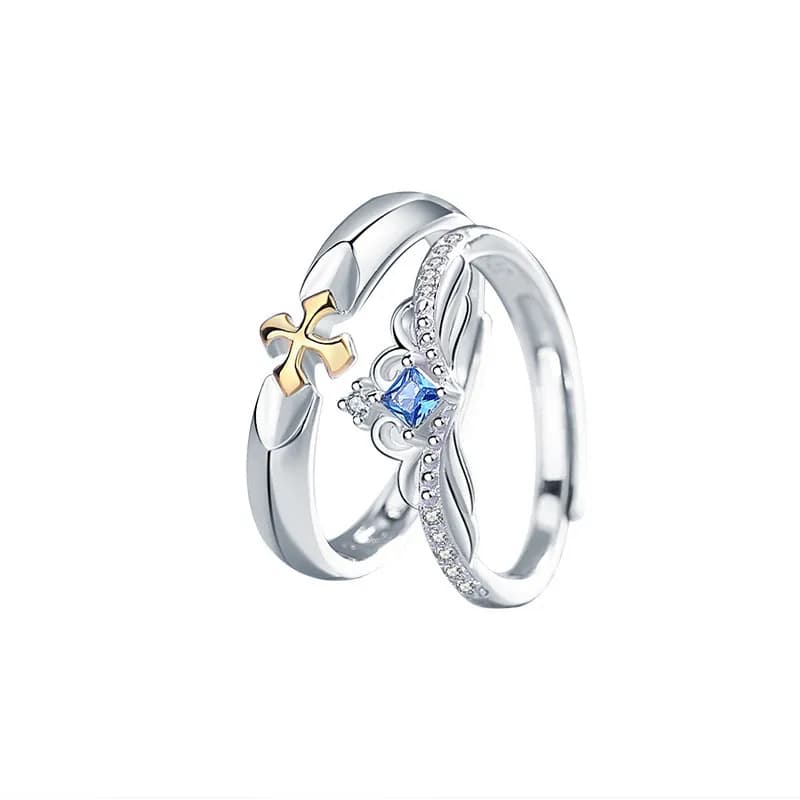 Corona y Cruz: Anillo "Conexión Real" para un Amor Eterno