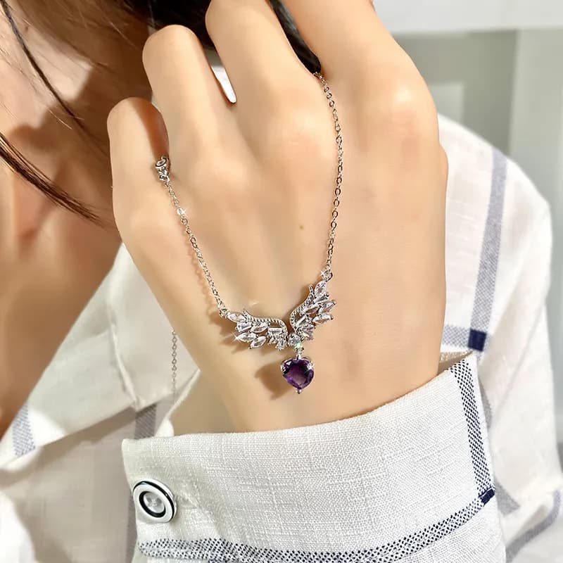 Collar Alas Brillantes 5