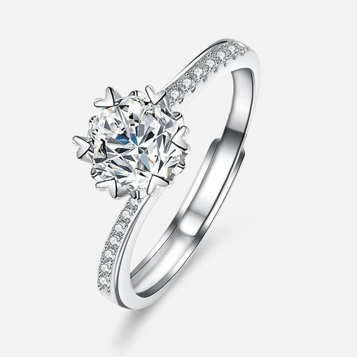 Anillo Solitario Ajustable "Amor Radiante" con Engarce de Corazones 6