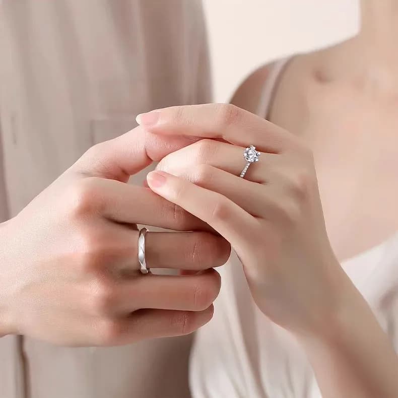 LA ELECCION IDEAL: ANILLO DE COMPROMISO EN PLATA 925 CON BRILLO ETERNO 2